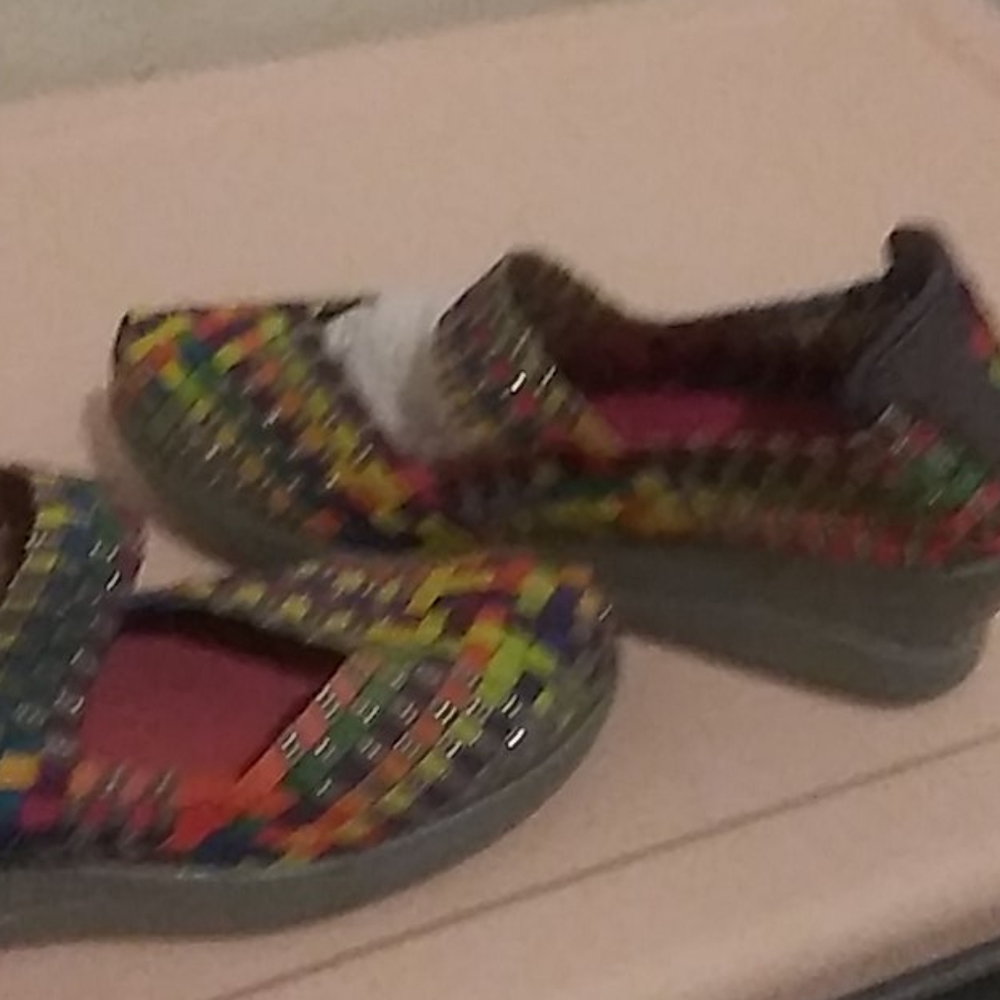 Shoes - Picture 3 of 3